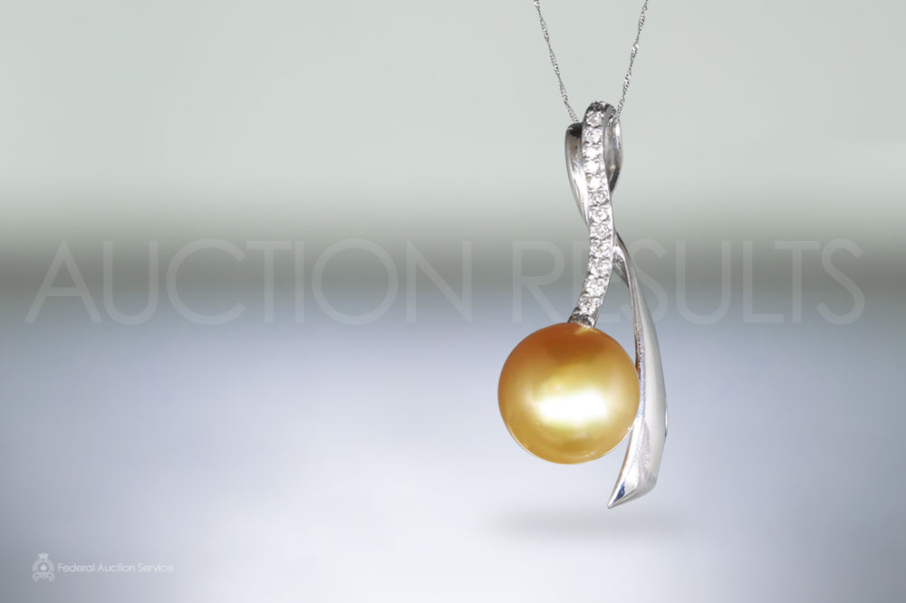 18k White Gold Golden South Sea Pearl and Diamond Pendant sold for $4,600