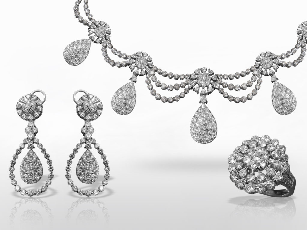 Elegant 18k White Gold Cluster Diamond Necklace Earrings and Ring Set